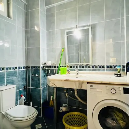 Sahile Yakin Havuzlu Villa